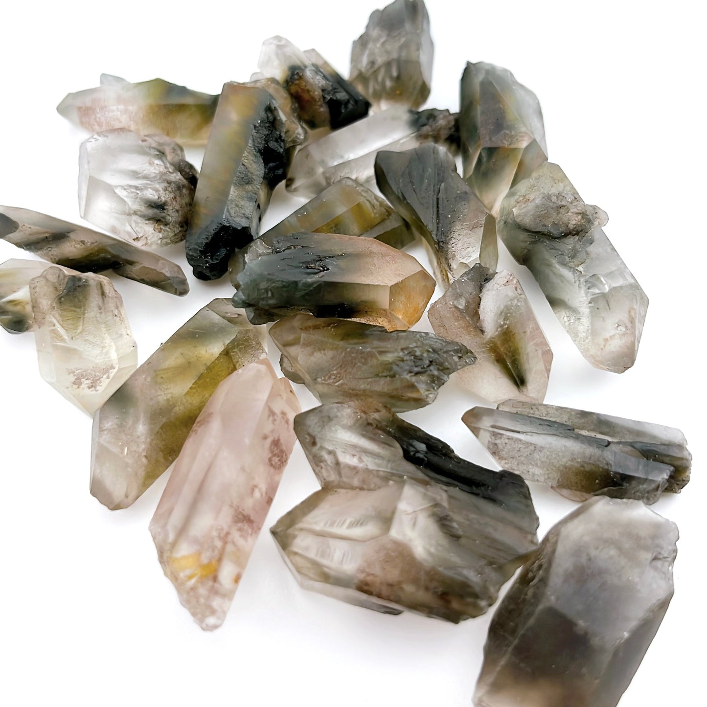 ★ランダム発送 Brazil Inclusion Quartz 100g pack【QT003】