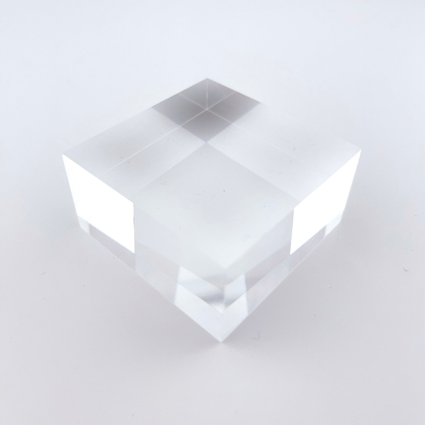 Acrylic mineral stand【ST006】