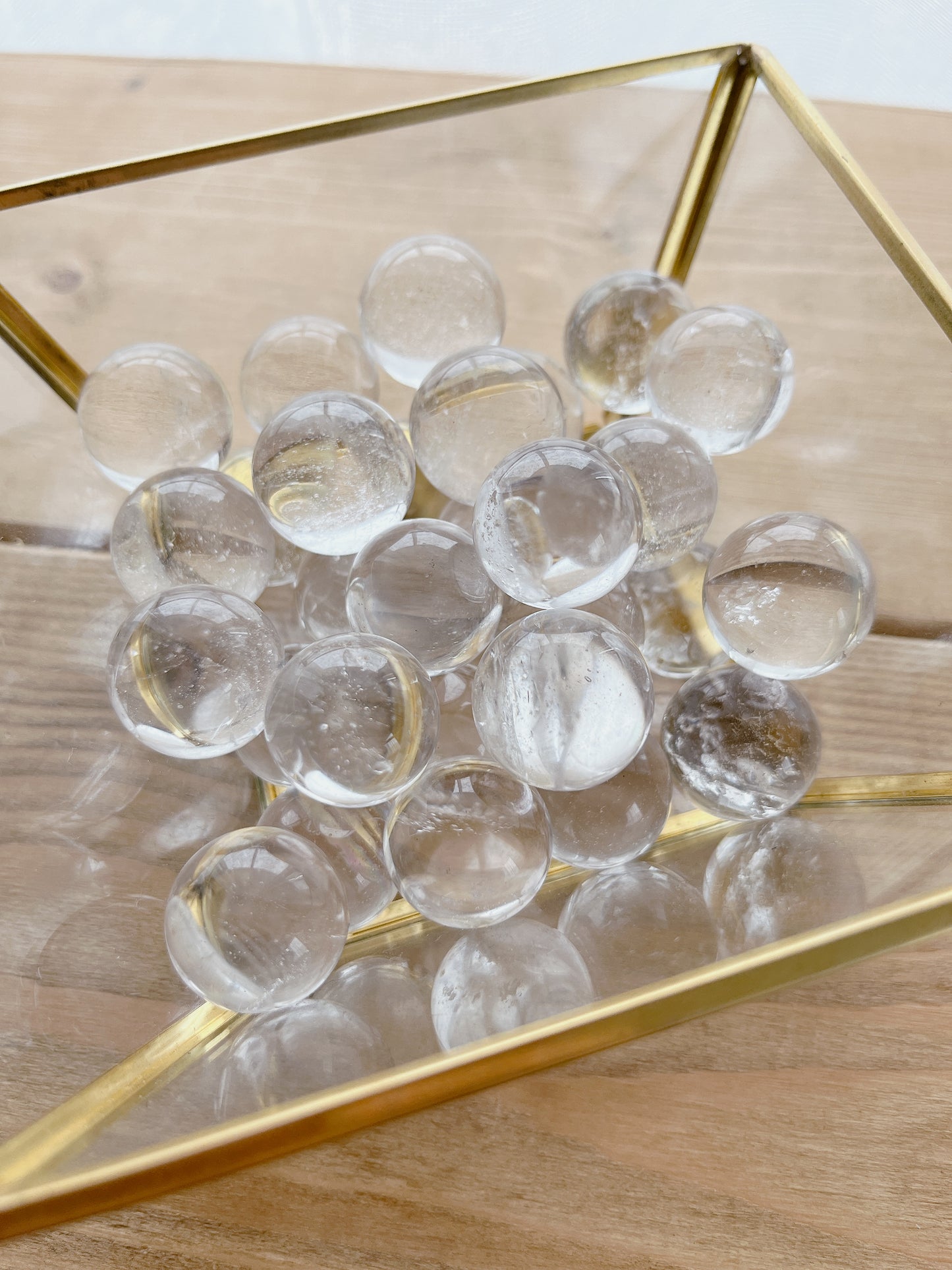 Manikaran Quartz sphere C【MA038C】★ランダム発送