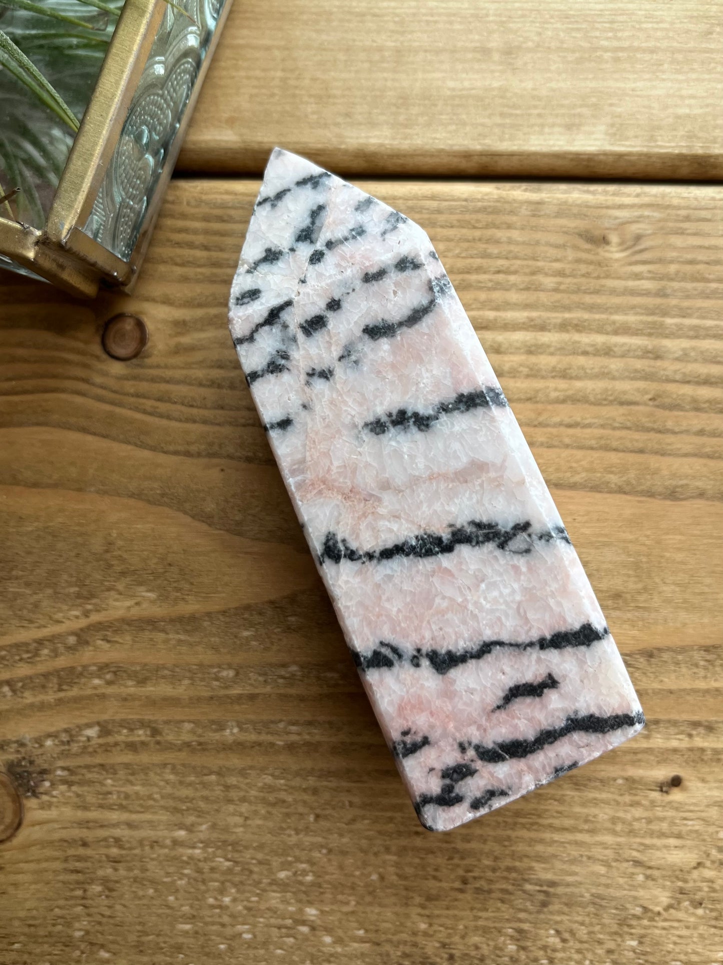 Pink zebra jasper point【SP015】