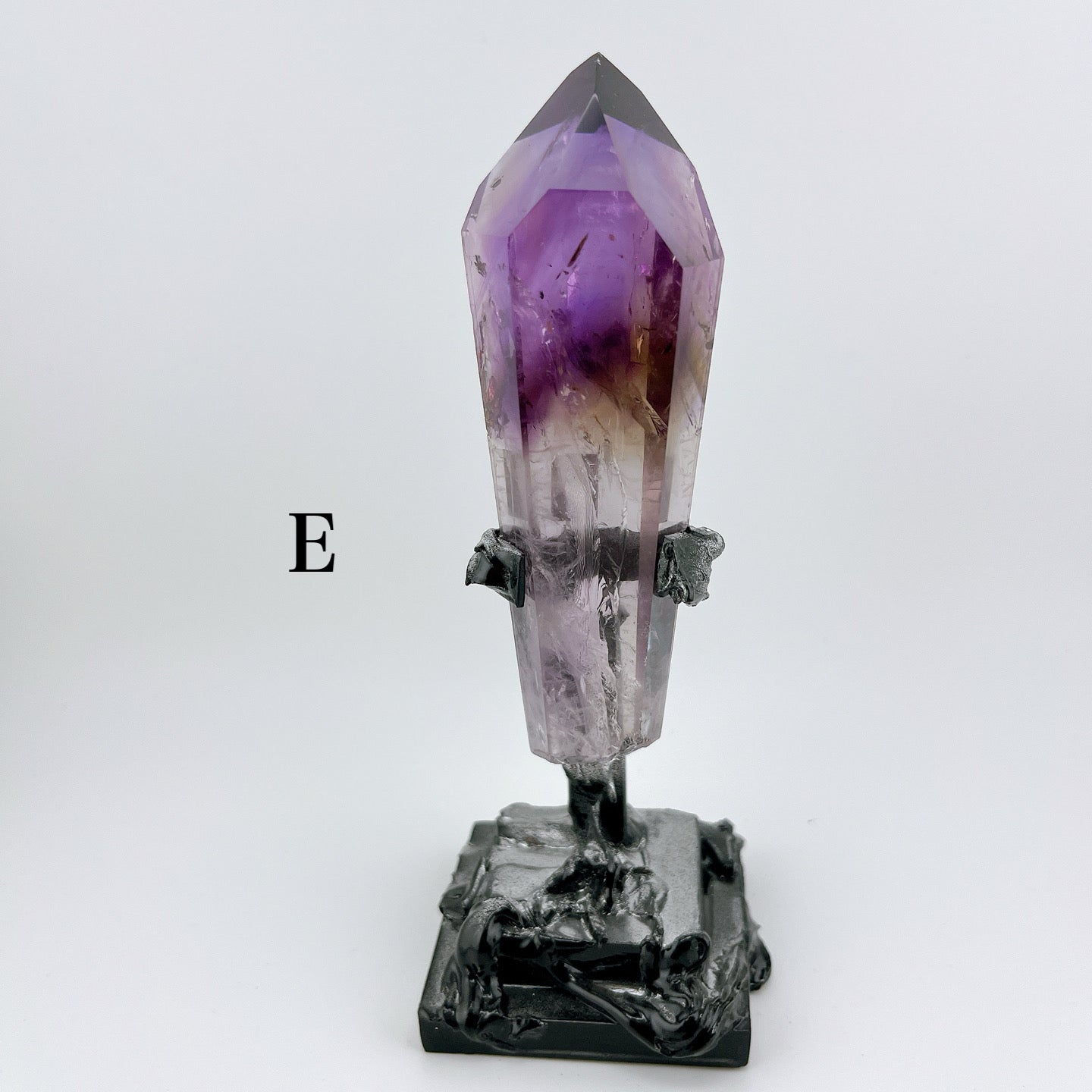 Phantom Amethys point with stand (15000~18000)【AM022A~E】