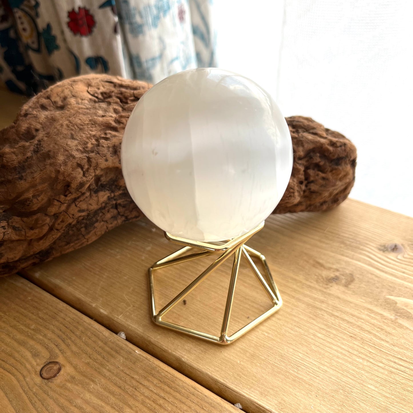 Selenite sphere【SN002】