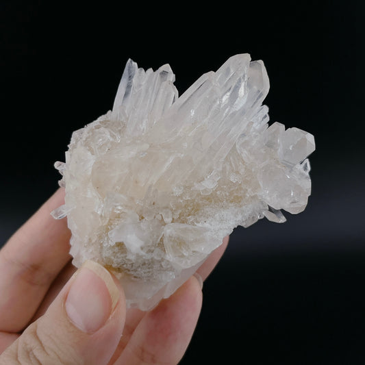 Manikaran Quartz cluster 【MA035】