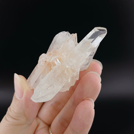 Manikaran Quartz cluster 【MA025】