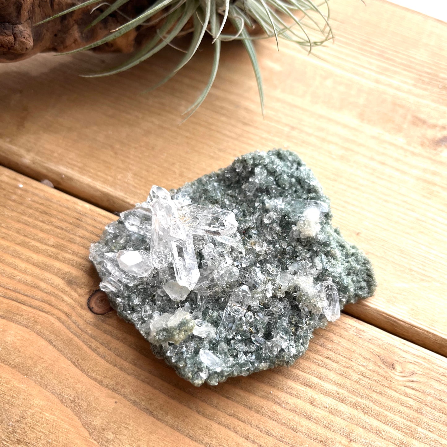 Manihar quartz cluster 【MH001D】